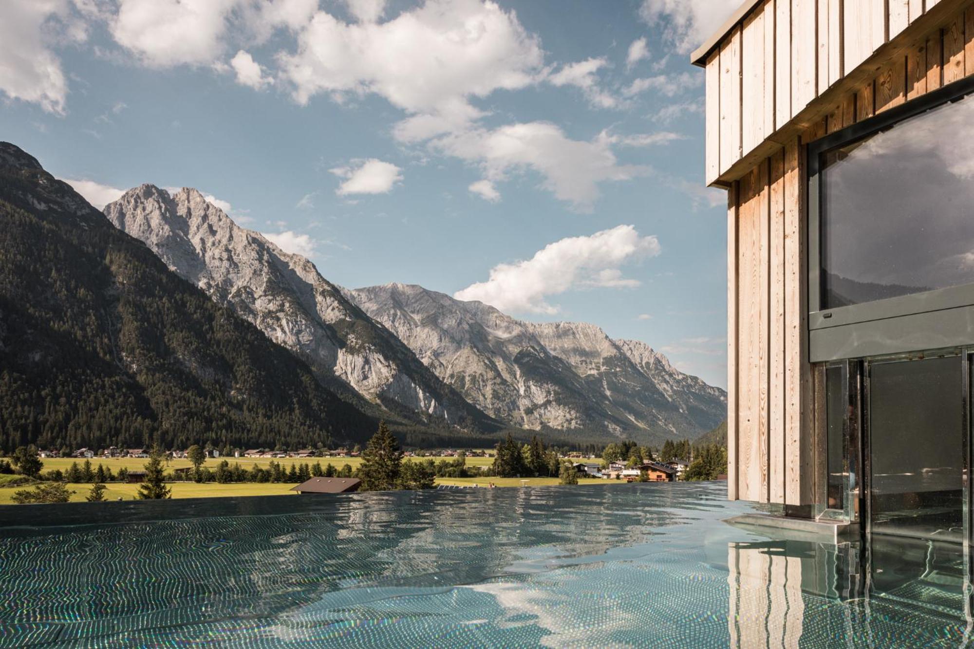 Hotel Kristall - Adults Only Leutasch Exterior photo